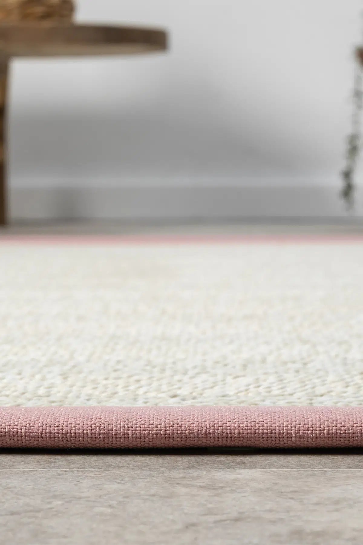 Bombay Krem Halı Pembe Bordürlü Kolay Temizlenen Hasır Dokulu Sisal Halı 665